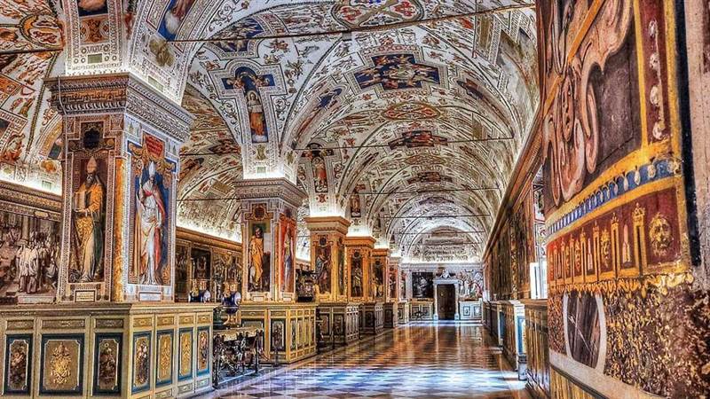 Tutto sui musei vaticani - Vittorio Casale